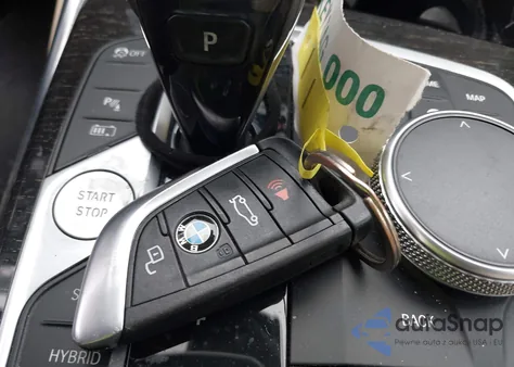 2021 BMW 3 Series 330E z USA, uszkodzony, nr VIN 3MW5P7J09M8B95758